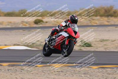 media/Dec-17-2022-SoCal Trackdays (Sat) [[224abd9271]]/Turn 15 (155pm)/